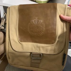 Zeus boutique crossbody purse